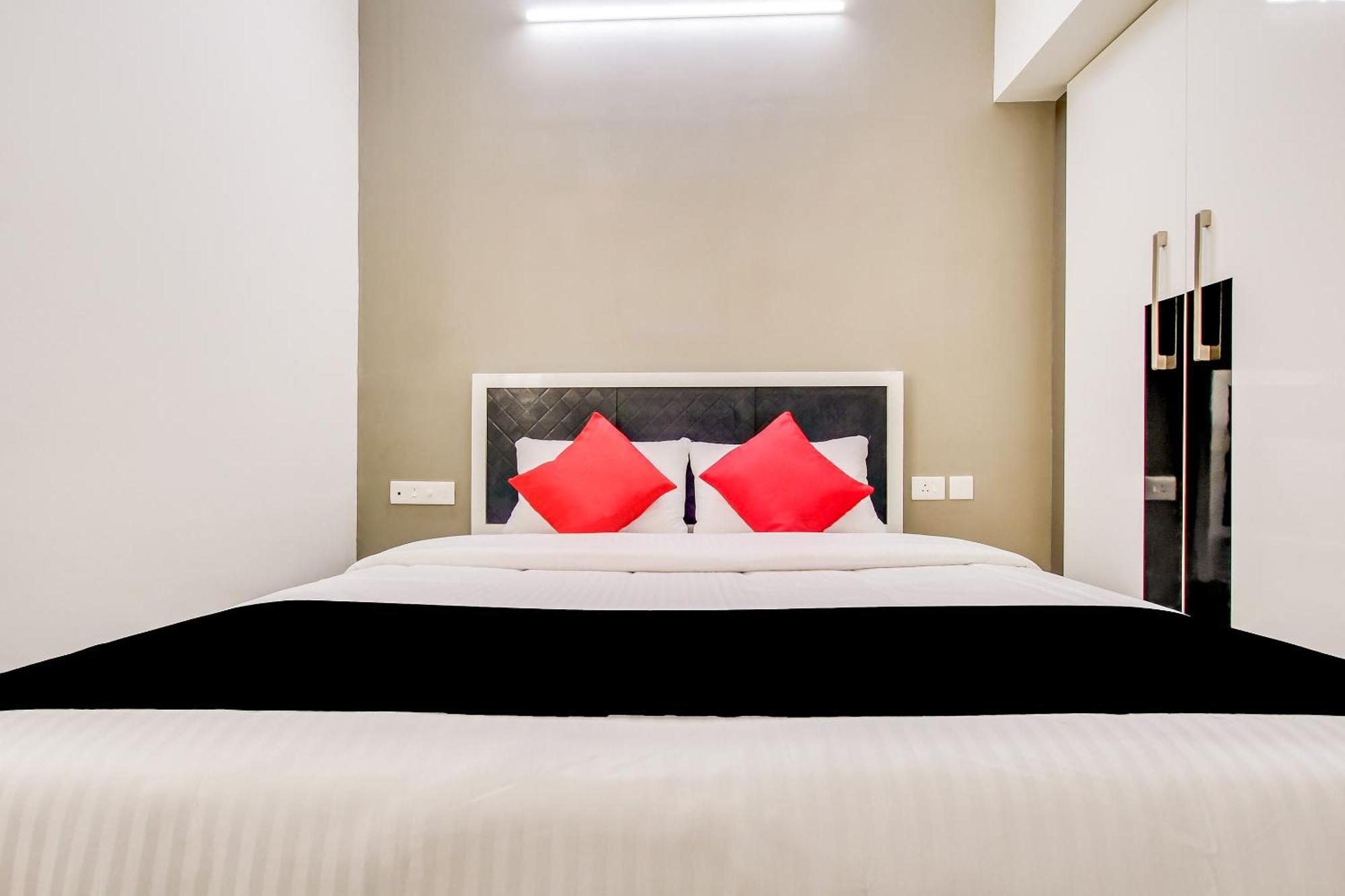 Capital O New Paradise Inn Irugur المظهر الخارجي الصورة