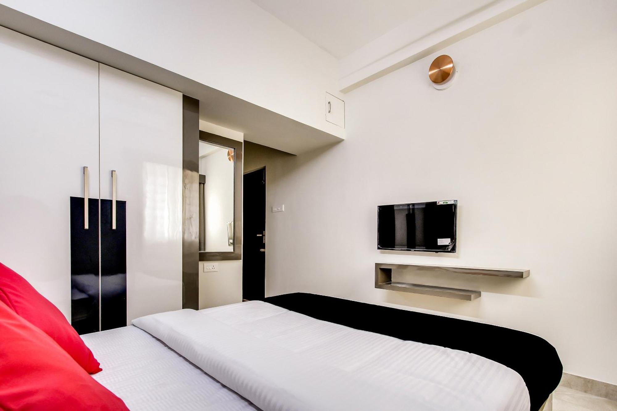 Capital O New Paradise Inn Irugur المظهر الخارجي الصورة